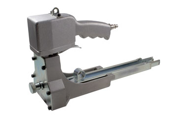 Grapadora neumática para cerrar cajas de cartón