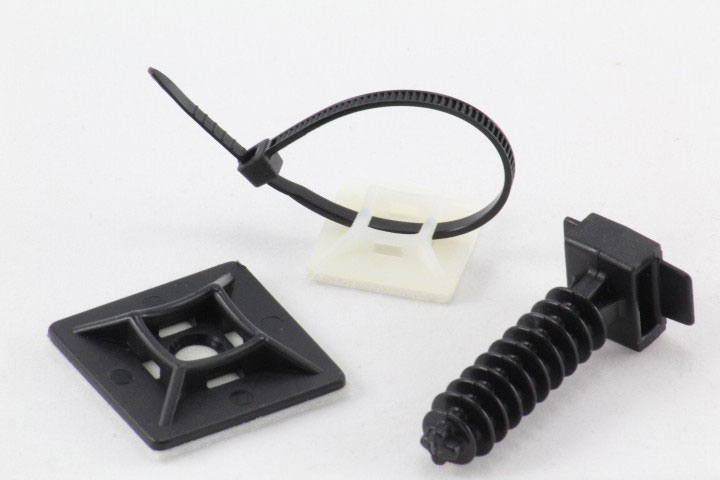 Tacos Bridas, Bases plásticas autoadhesivas para bridas de nylon, y taco brida para sujeción de cableados o tubos a una superficie