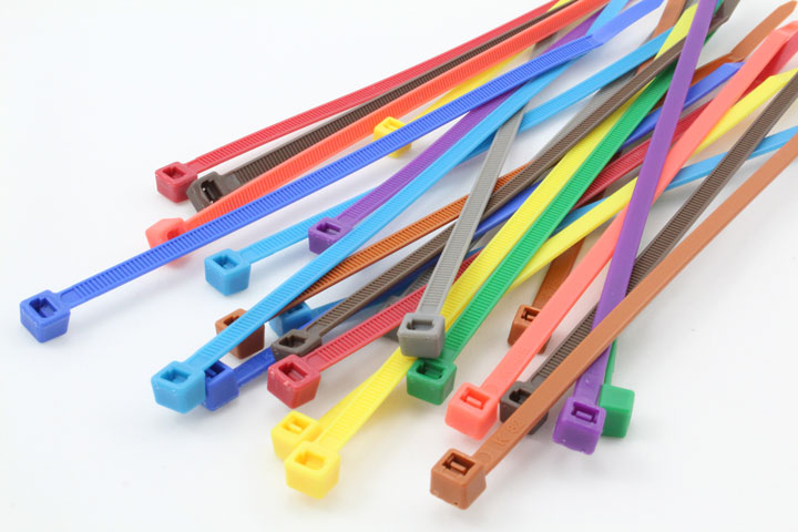 bridas de colores para cables